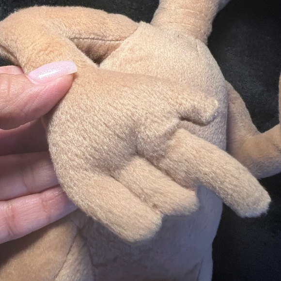 E.T. Extra Terrestrial ET 12” Plush, Toy Factory Licensed by Universal Studios ￼ - Picture 5 of 15